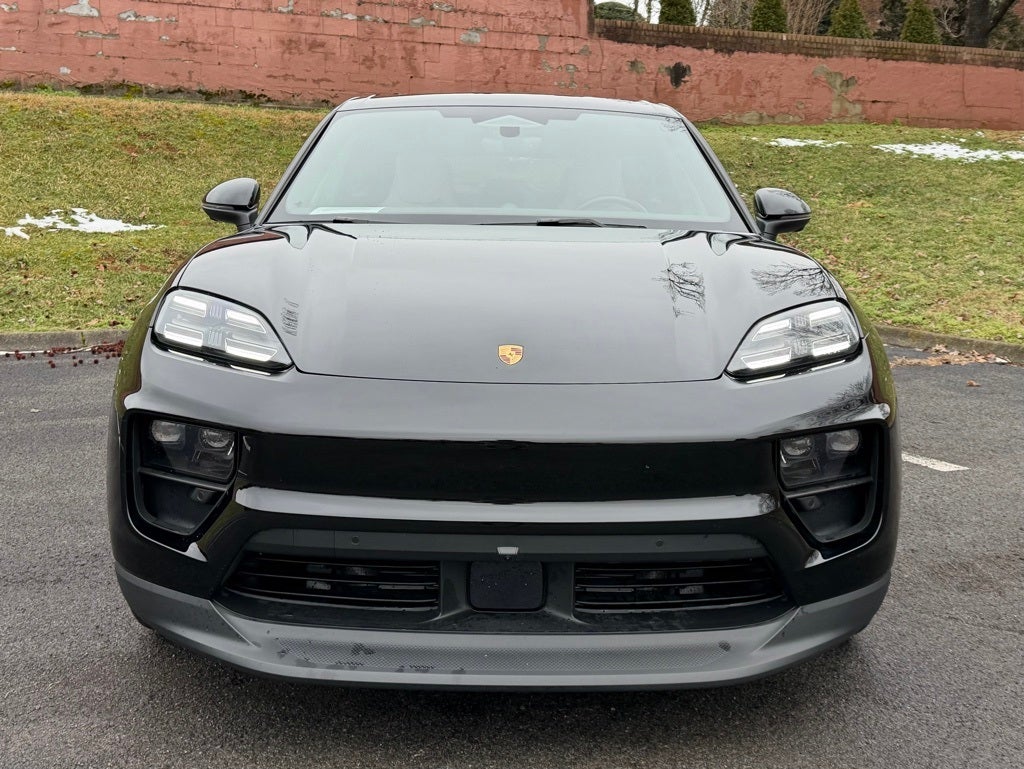 2025 Porsche Macan Electric 4S