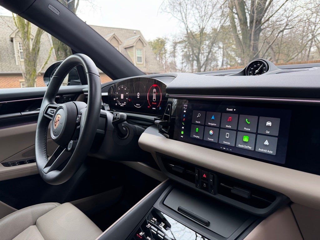 2025 Porsche Macan Electric 4S