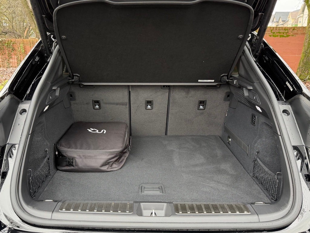 2025 Porsche Macan Electric 4S