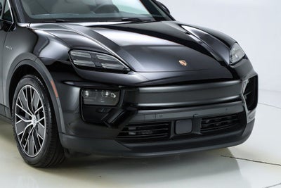 2025 Porsche Macan Electric 4S