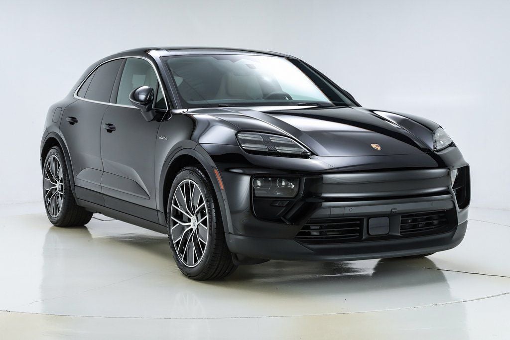 2025 Porsche Macan Electric 4S