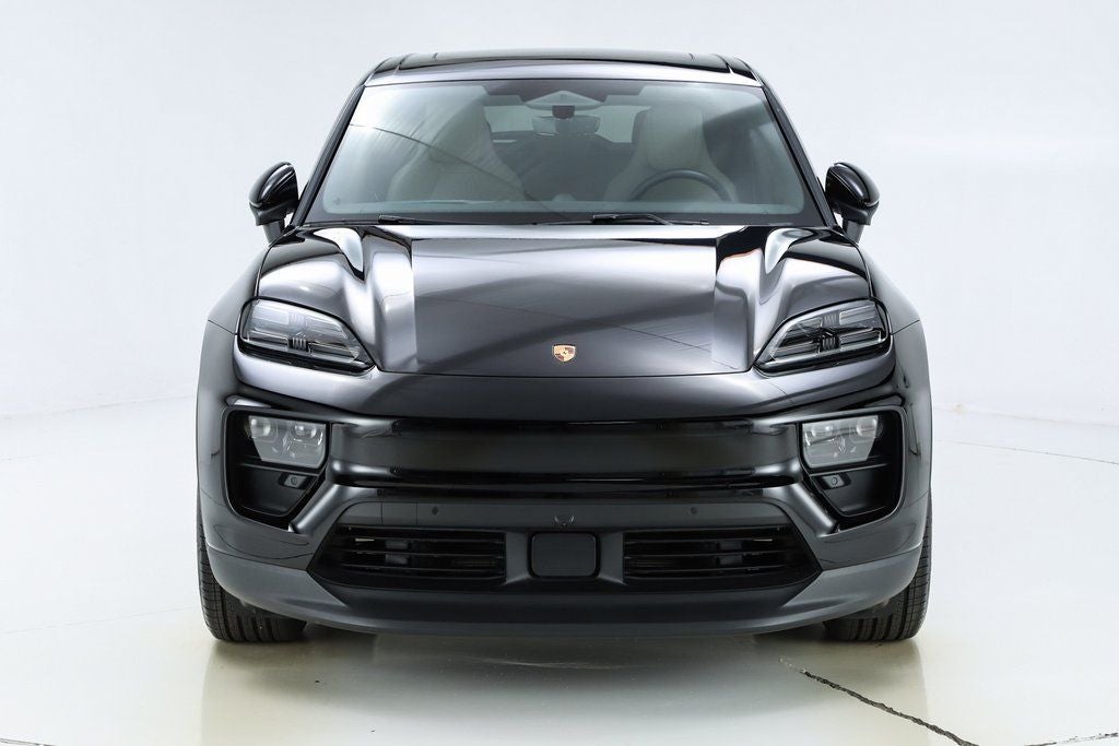 2025 Porsche Macan Electric 4S