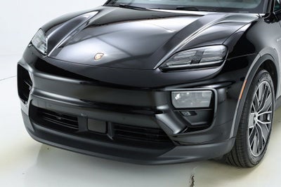 2025 Porsche Macan Electric 4S