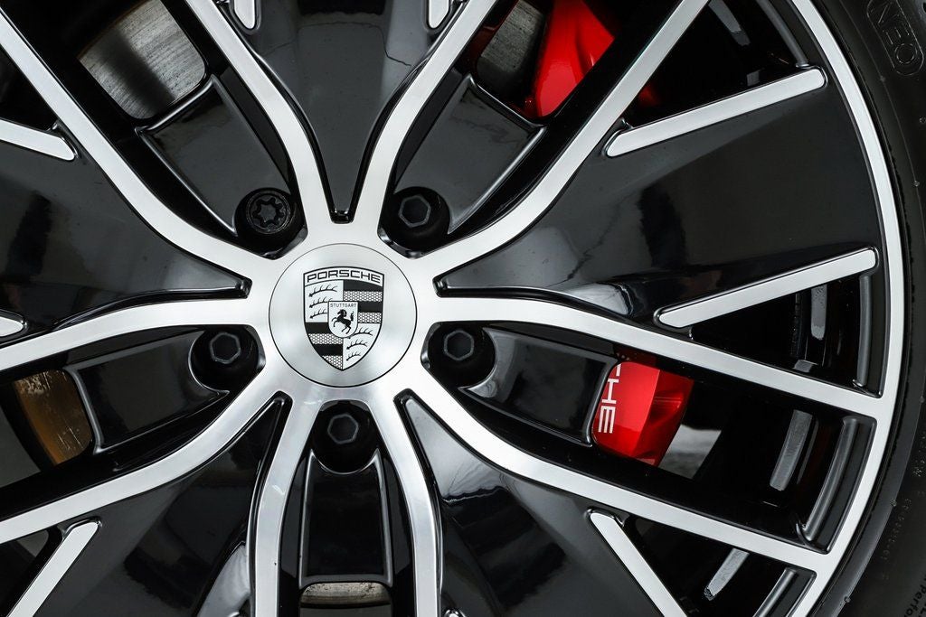 2025 Porsche Macan Electric 4S