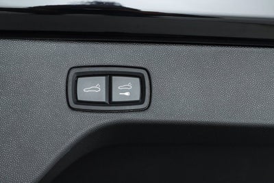 2025 Porsche Macan Electric 4S