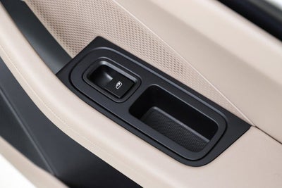 2025 Porsche Macan Electric 4S