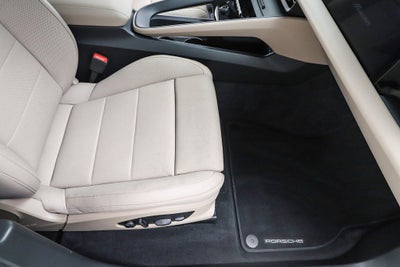 2025 Porsche Macan Electric 4S