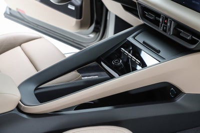 2025 Porsche Macan Electric 4S