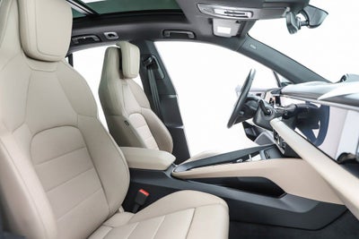 2025 Porsche Macan Electric 4S