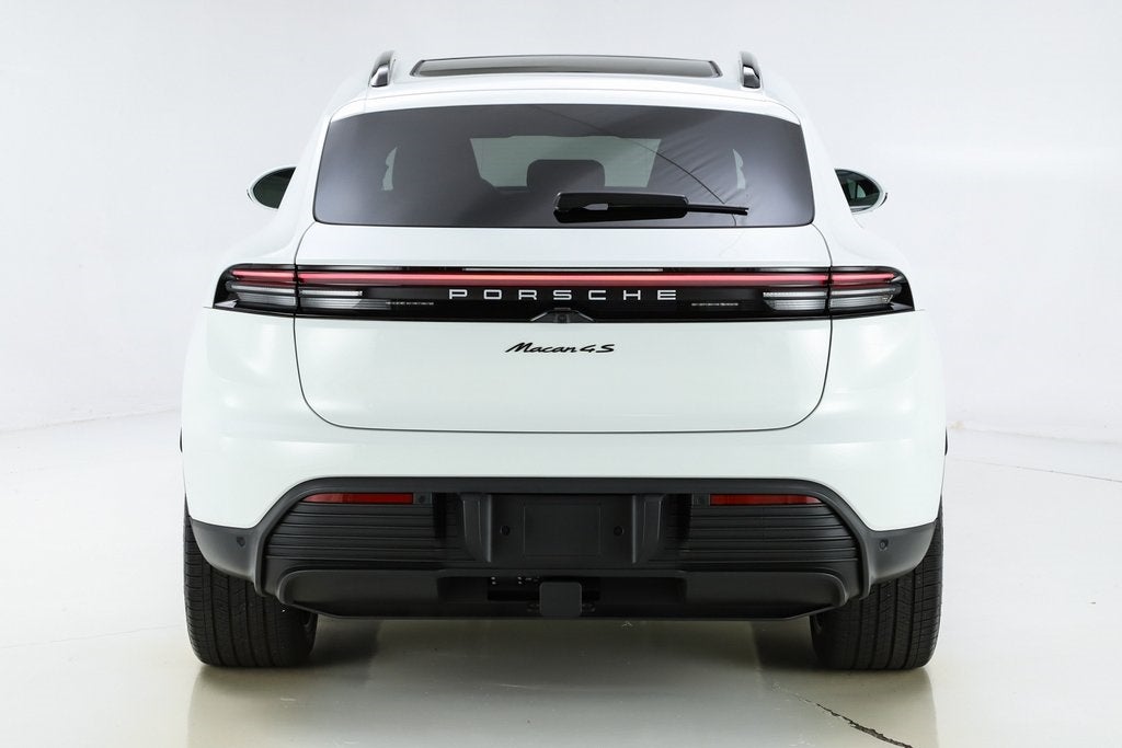 2025 Porsche Macan Electric 4S