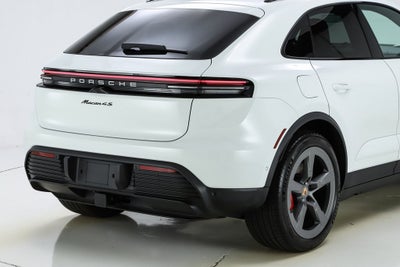 2025 Porsche Macan Electric 4S
