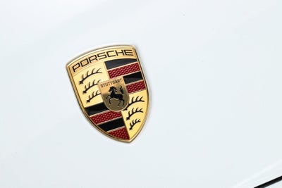 2025 Porsche Macan Electric 4S