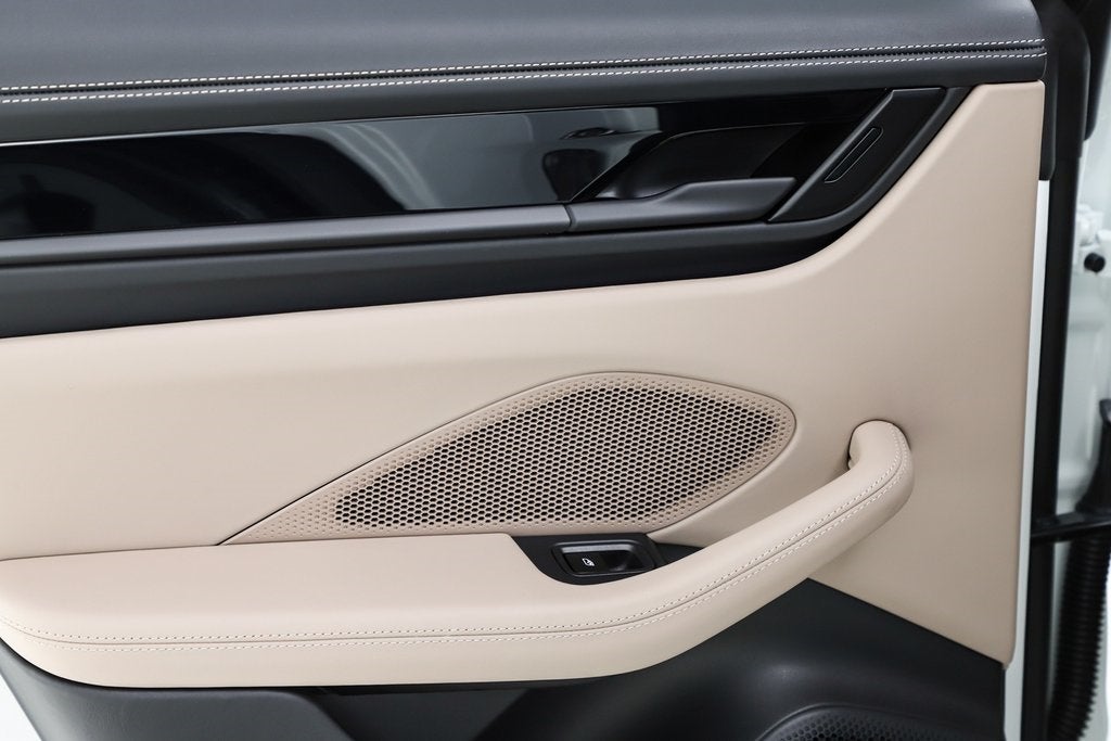 2025 Porsche Macan Electric 4S