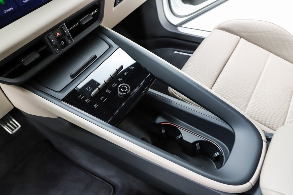 2025 Porsche Macan Electric 4S