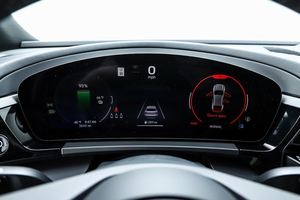 2025 Porsche Macan Electric 4S