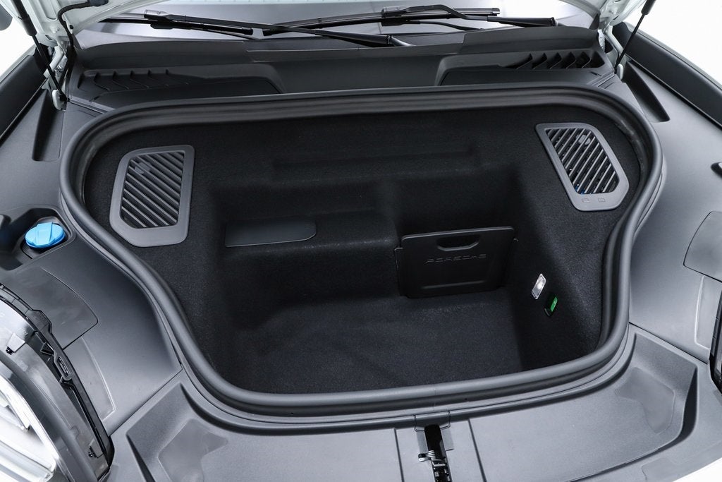 2025 Porsche Macan Electric 4S