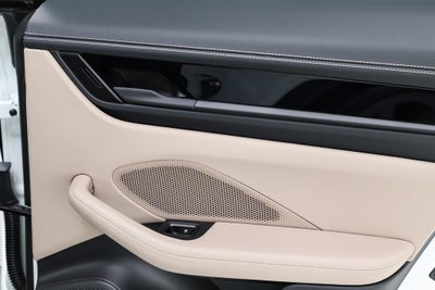 2025 Porsche Macan Electric 4S