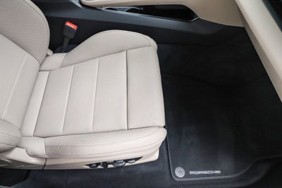 2025 Porsche Macan Electric 4S