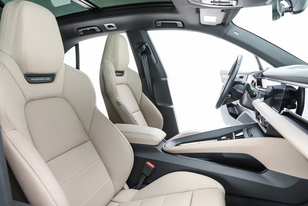 2025 Porsche Macan Electric 4S