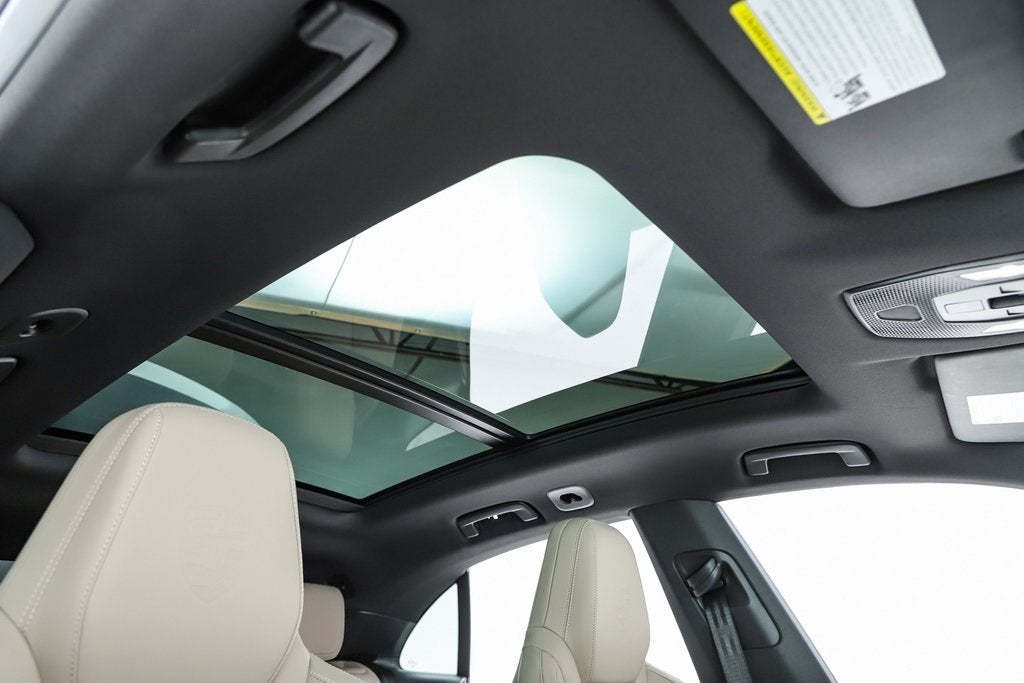 2025 Porsche Macan Electric 4S