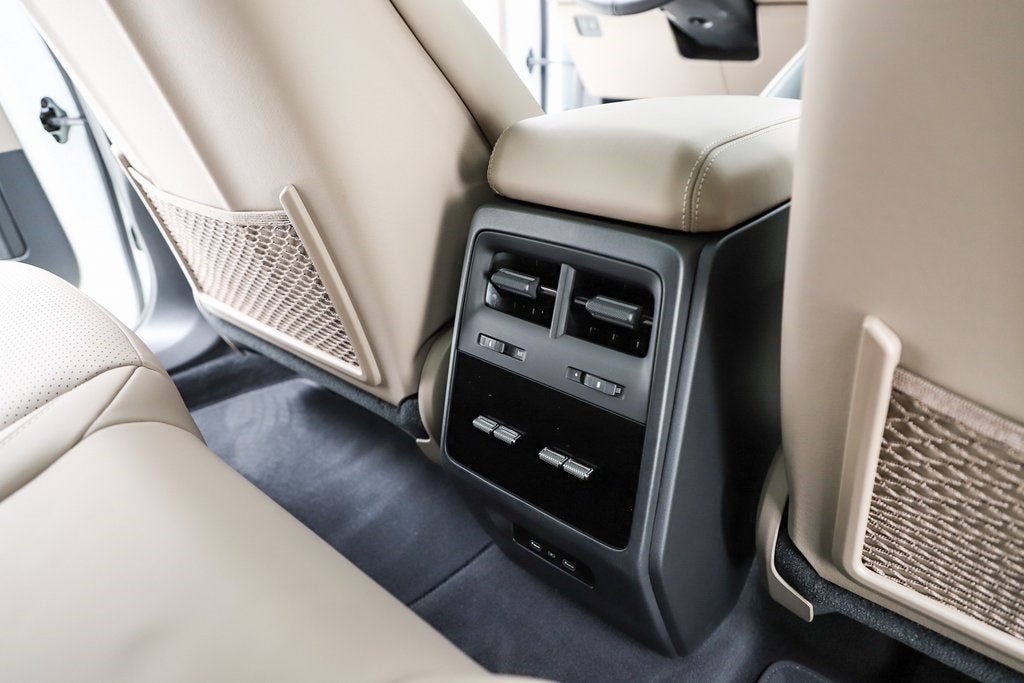 2025 Porsche Macan Electric 4S