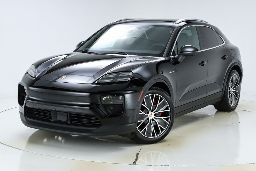 2025 Porsche Macan Electric 4S