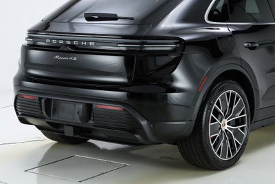 2025 Porsche Macan Electric 4S