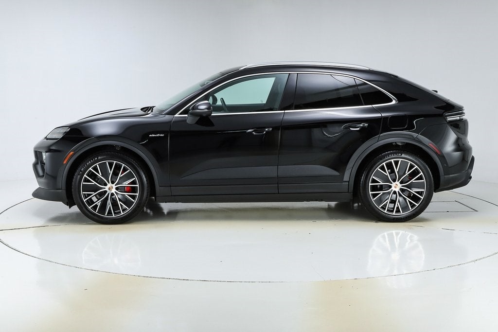 2025 Porsche Macan Electric 4S