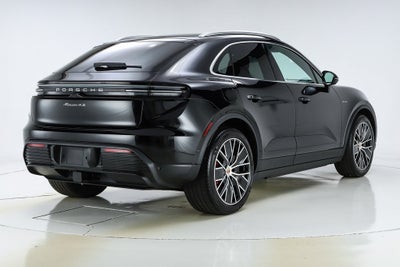 2025 Porsche Macan Electric 4S