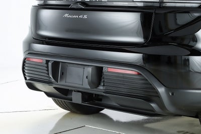 2025 Porsche Macan Electric 4S