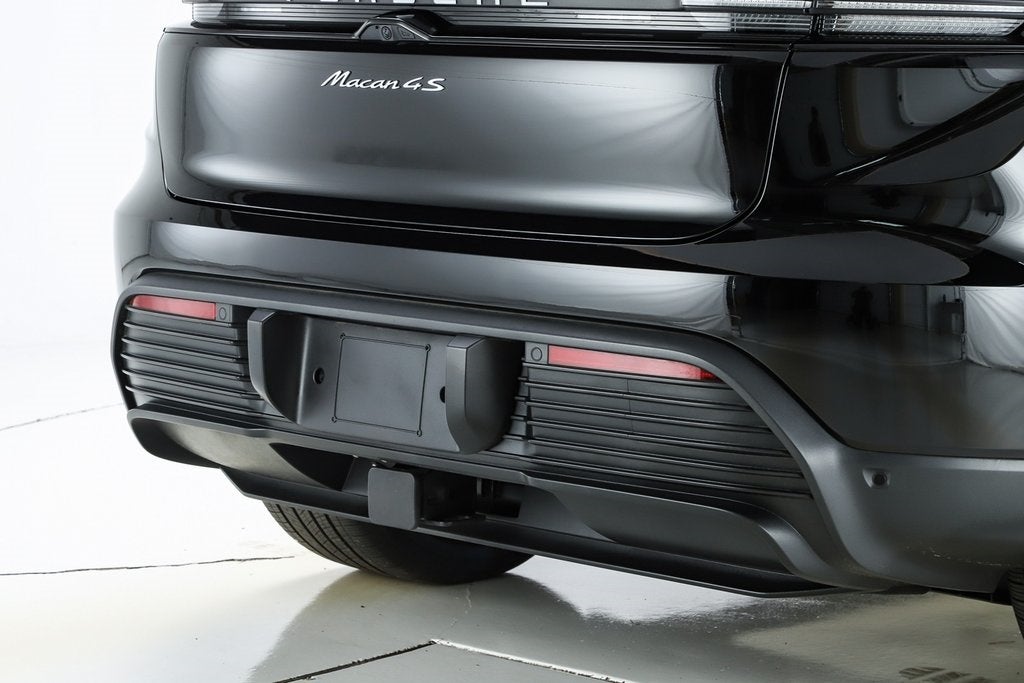 2025 Porsche Macan Electric 4S