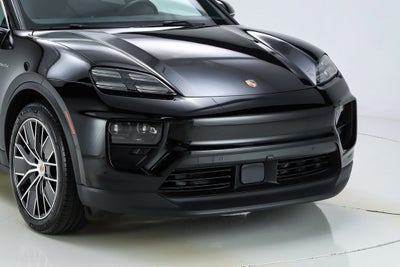 2025 Porsche Macan Electric 4S
