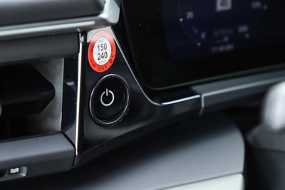 2025 Porsche Macan Electric 4S