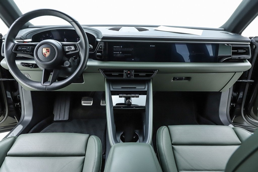 2025 Porsche Macan Electric 4S