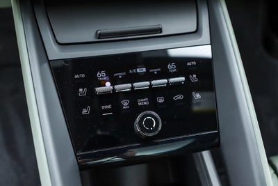 2025 Porsche Macan Electric 4S