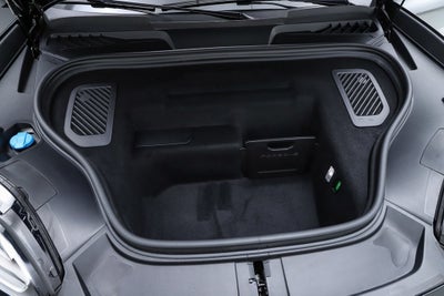 2025 Porsche Macan Electric 4S