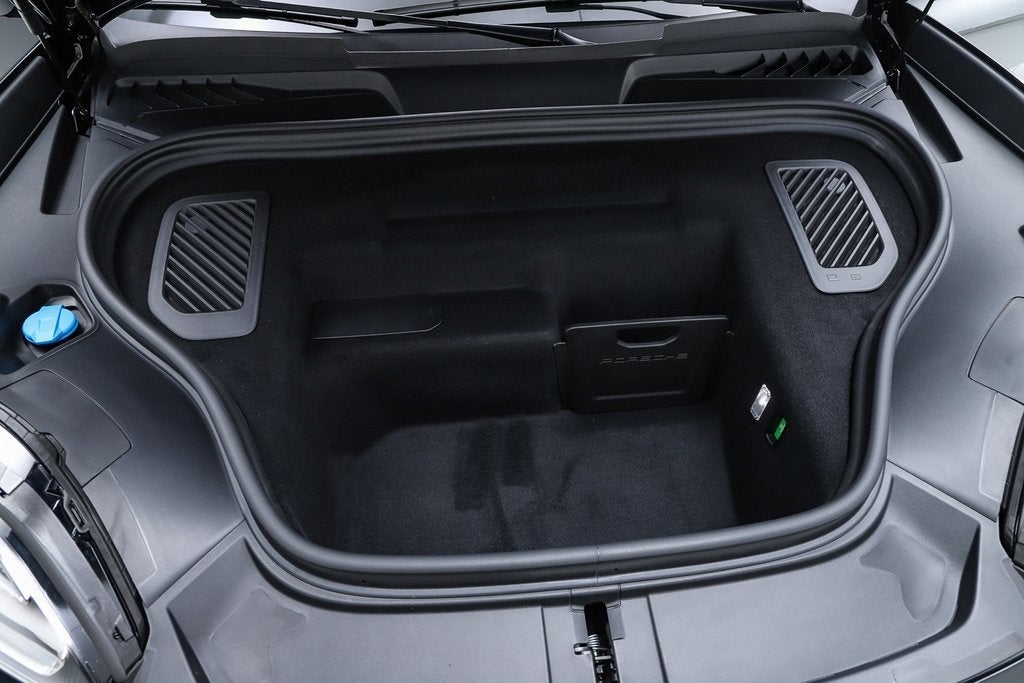 2025 Porsche Macan Electric 4S