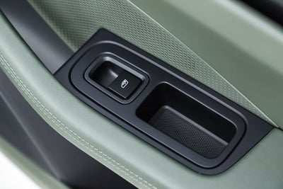 2025 Porsche Macan Electric 4S