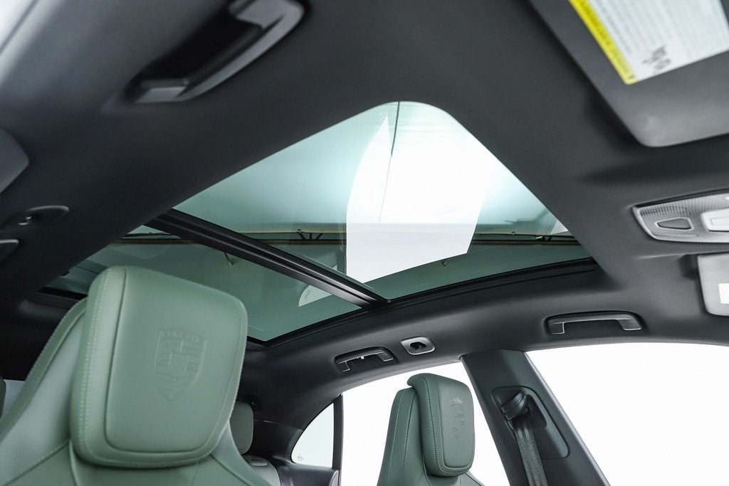 2025 Porsche Macan Electric 4S