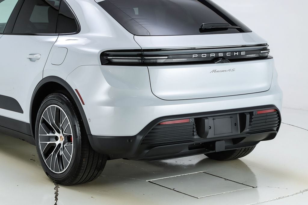 2025 Porsche Macan Electric 4S