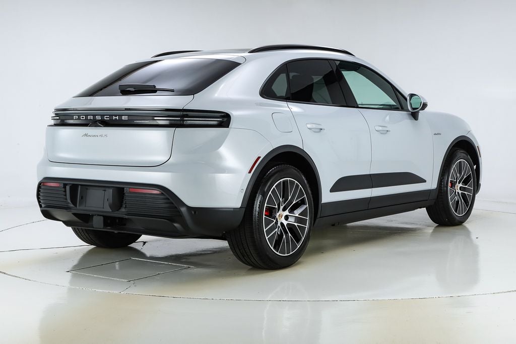 2025 Porsche Macan Electric 4S
