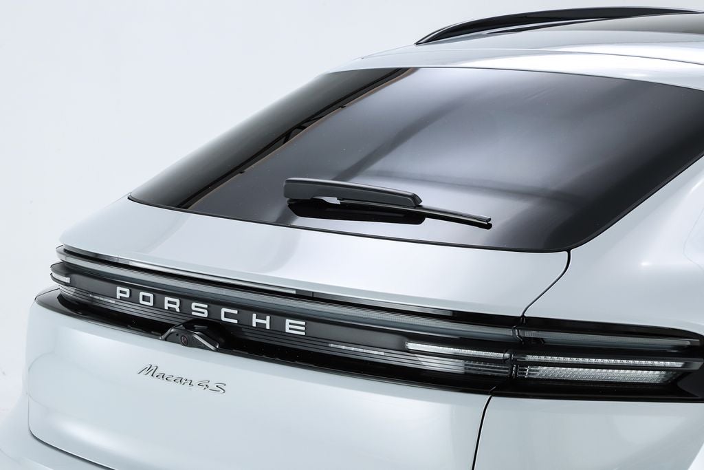 2025 Porsche Macan Electric 4S