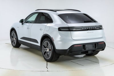 2025 Porsche Macan Electric 4S