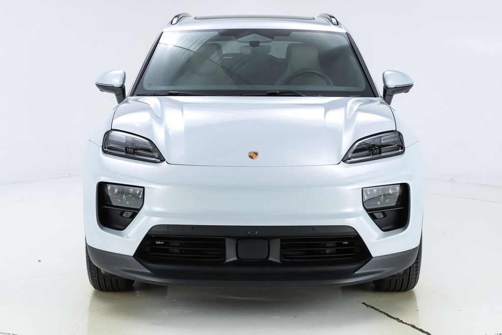 2025 Porsche Macan Electric 4S