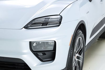 2025 Porsche Macan Electric 4S