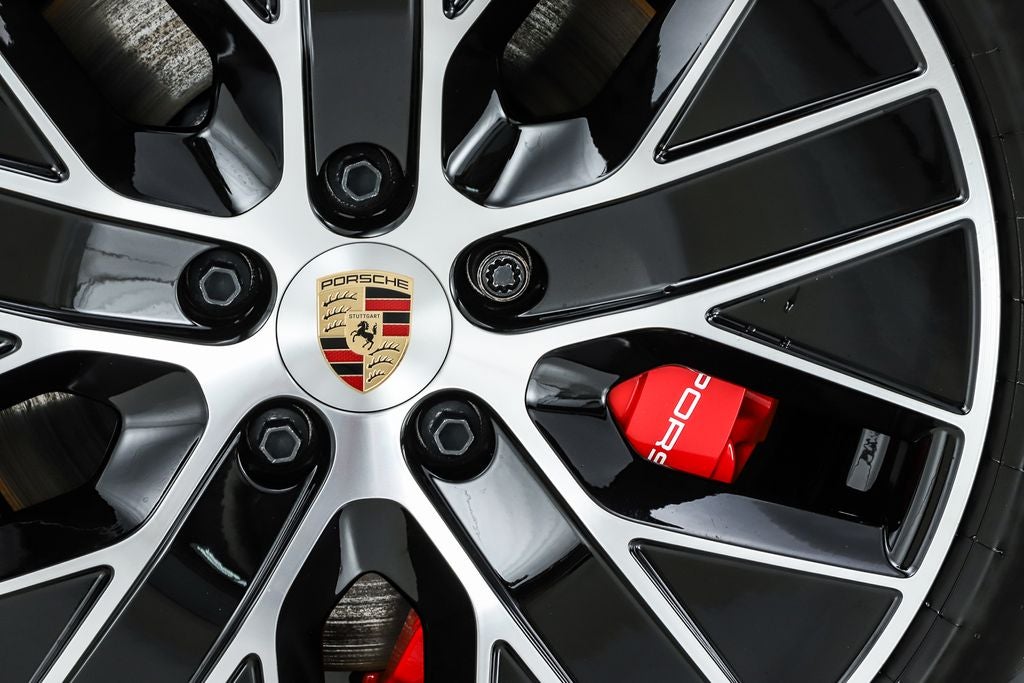 2025 Porsche Macan Electric 4S