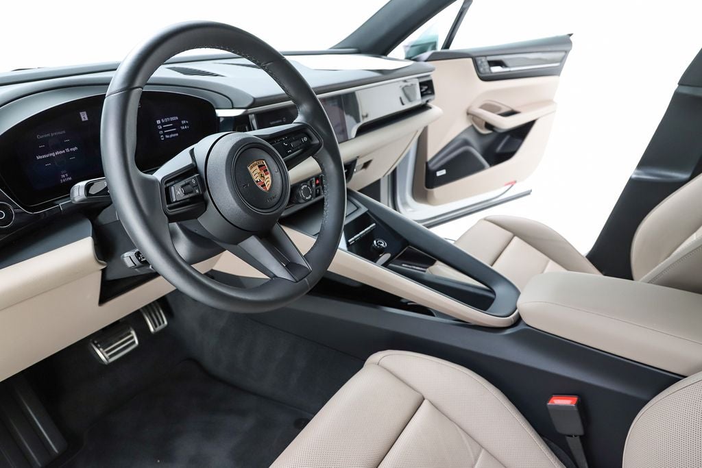 2025 Porsche Macan Electric 4S