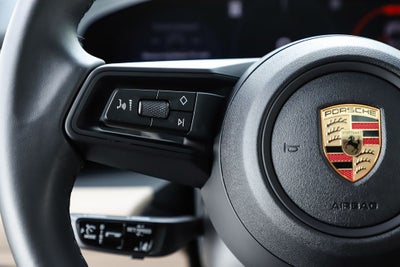 2025 Porsche Macan Electric 4S