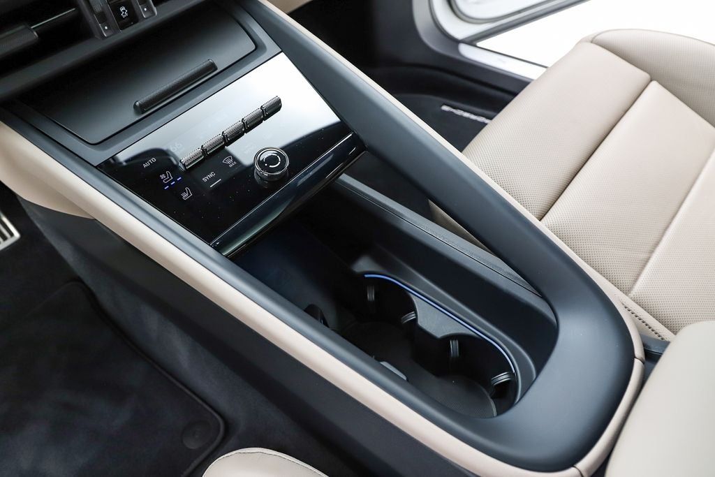 2025 Porsche Macan Electric 4S