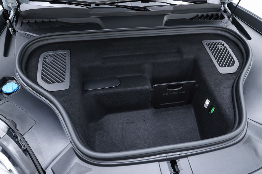 2025 Porsche Macan Electric 4S